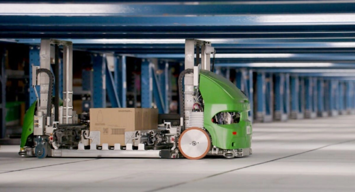 Symbotic autonomous robot